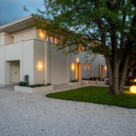 Casa Dp Pensionat Conegliano