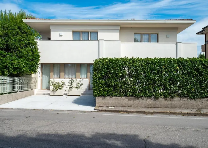 Casa Dp Πανσιόν 4*