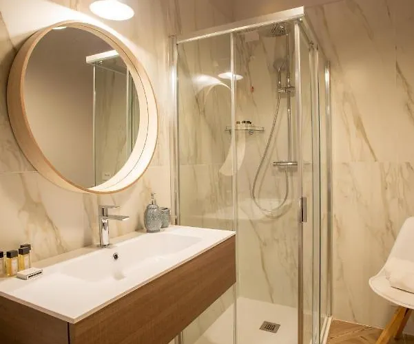 Πανσιόν Casa Dp 4*