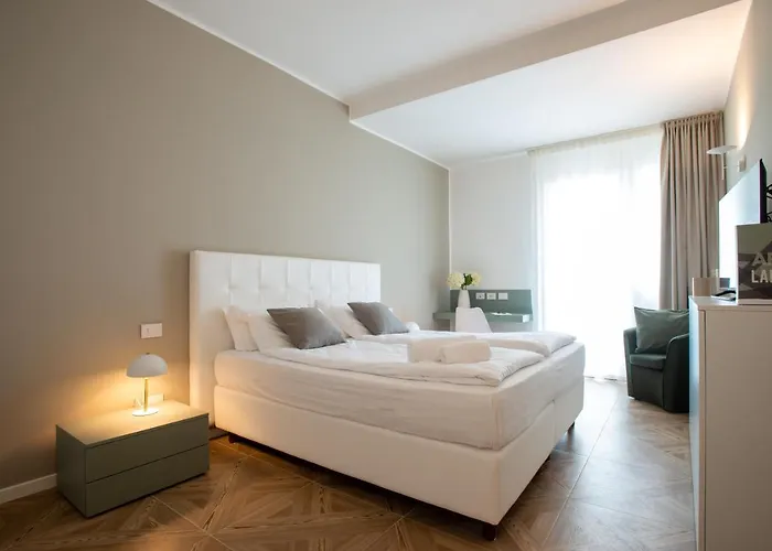 Πανσιόν Casa Dp 4*